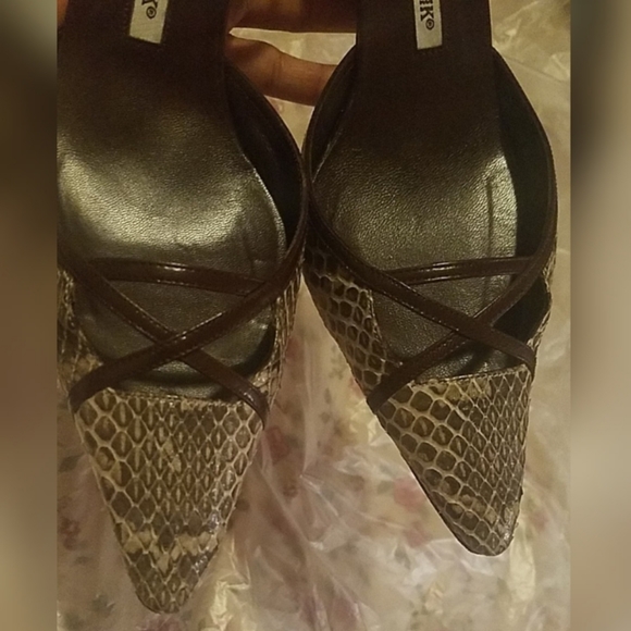 Manolo Blahnik Snakeskin Leather Shoes Brown/Beige - Picture 4 of 8